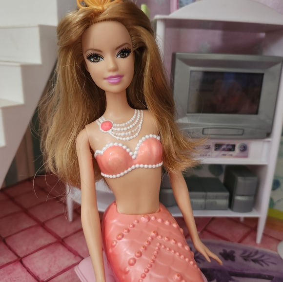 Mermaid Barbie - Picture 3 of 6